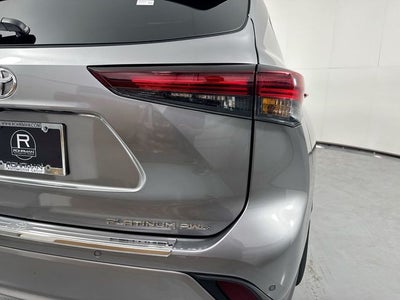 2026 Toyota Highlander Platinum