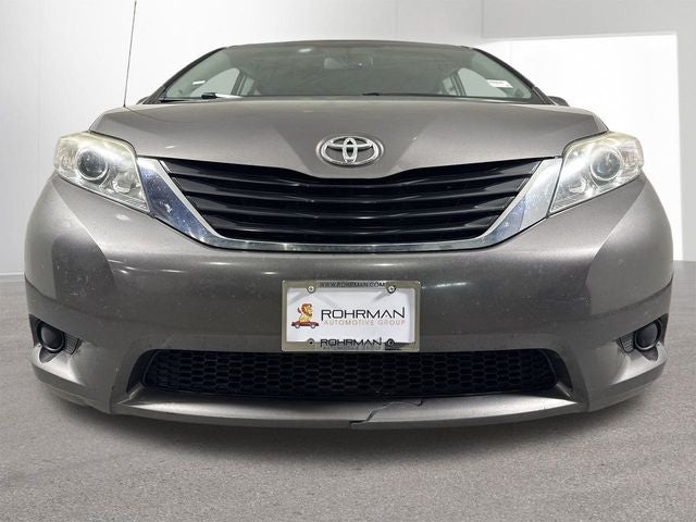 2013 Toyota Sienna LE
