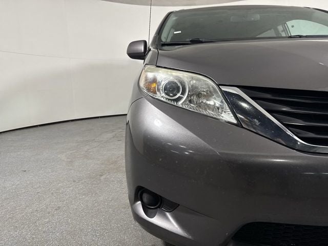 2013 Toyota Sienna LE