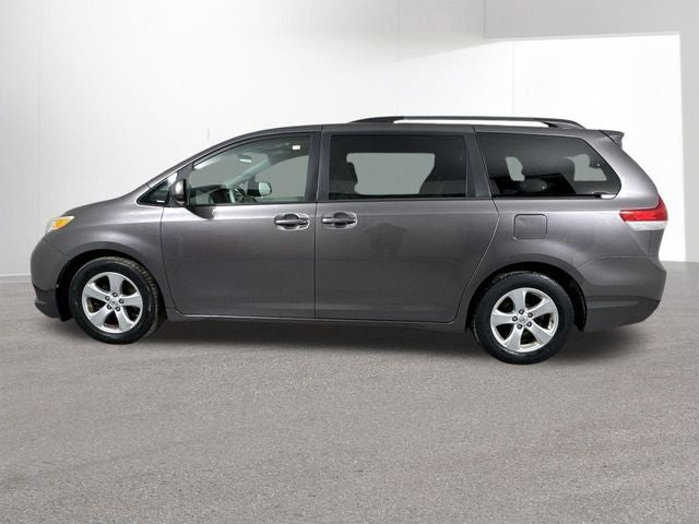 2013 Toyota Sienna LE