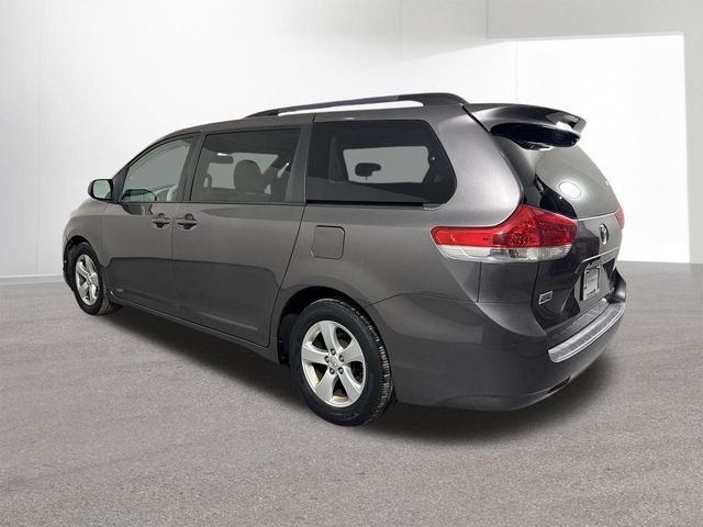 2013 Toyota Sienna LE