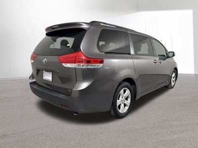 2013 Toyota Sienna LE