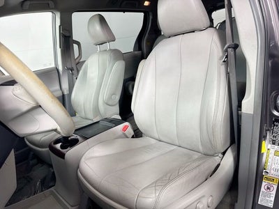 2012 Toyota Sienna XLE 8 Passenger