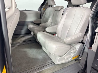 2012 Toyota Sienna XLE 8 Passenger