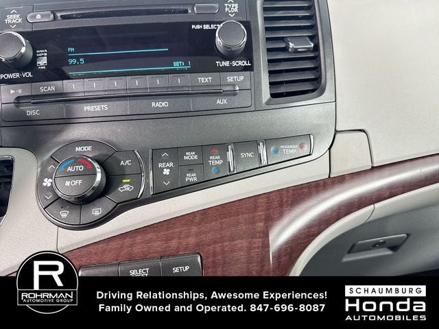 2012 Toyota Sienna XLE 8 Passenger