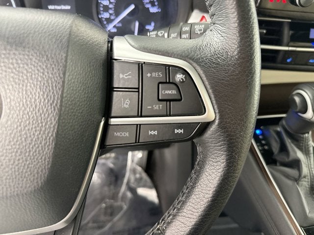2021 Toyota Sienna XLE 7 Passenger