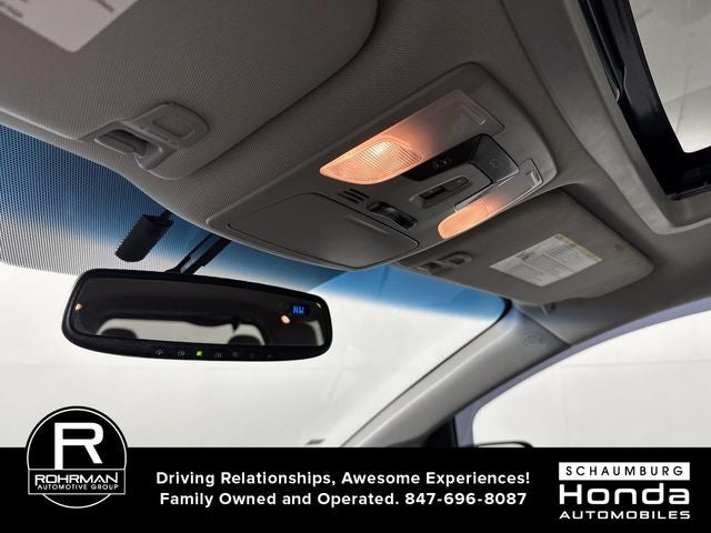 2017 Toyota Sienna XLE Premium 8 Passenger