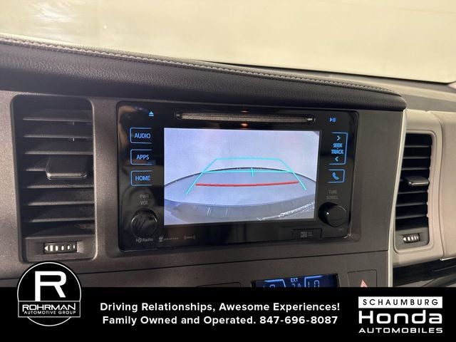 2017 Toyota Sienna XLE Premium 8 Passenger