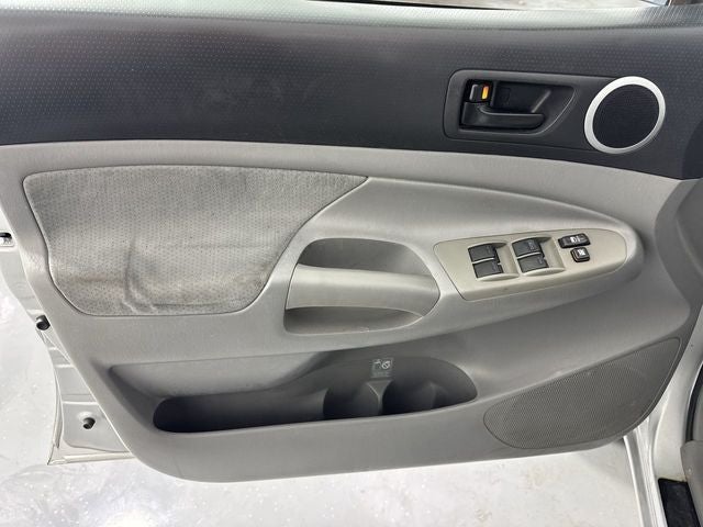 2006 Toyota Tacoma Base V6
