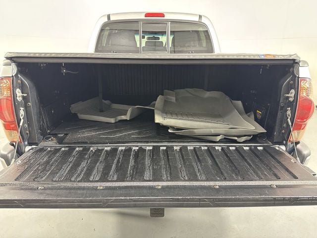 2006 Toyota Tacoma Base V6