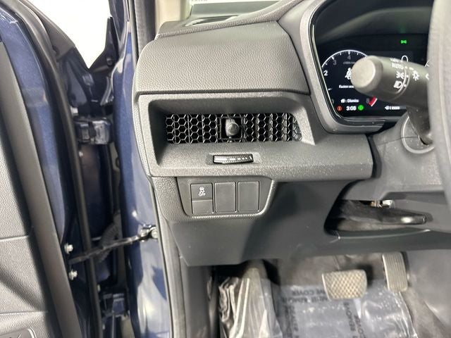 2025 Honda CR-V LX - Photo 15