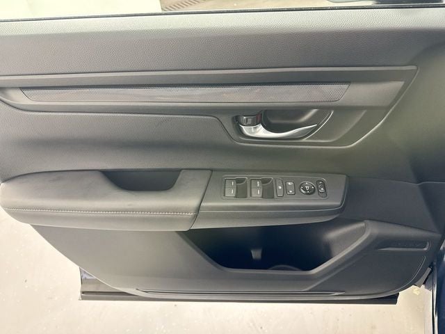 2025 Honda CR-V LX - Photo 20
