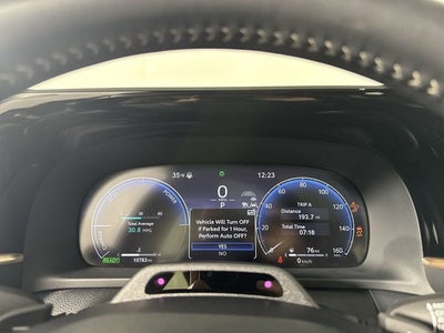 2025 Toyota Crown Signia Limited