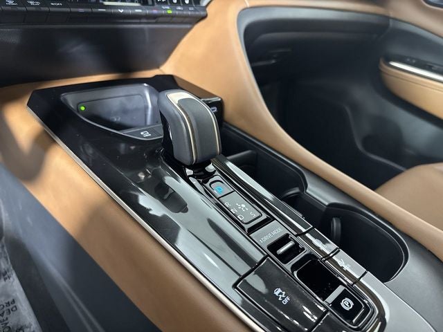 2025 Toyota Crown Signia Limited