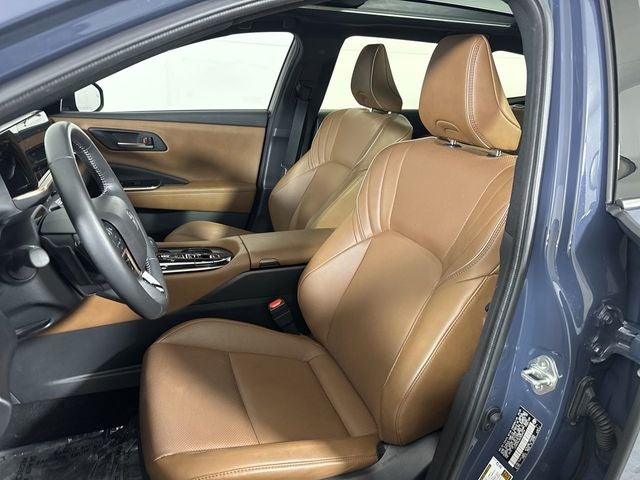 2025 Toyota Crown Signia Limited