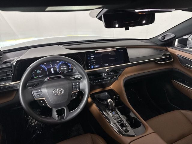 2025 Toyota Crown Signia Limited