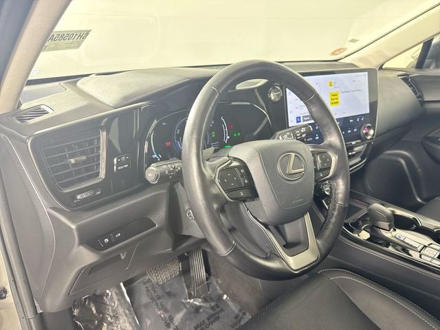 2022 Lexus NX 450h+ Luxury