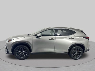 2022 Lexus NX 450h+ Luxury