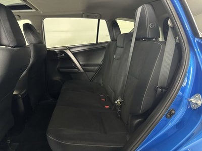 2017 Toyota RAV4 Hybrid XLE