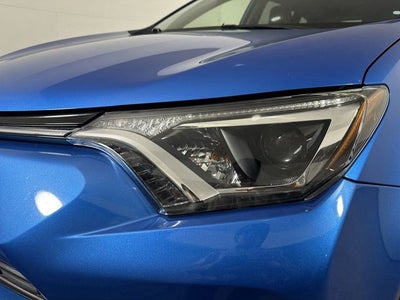 2017 Toyota RAV4 Hybrid XLE