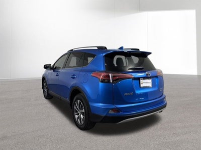 2017 Toyota RAV4 Hybrid XLE
