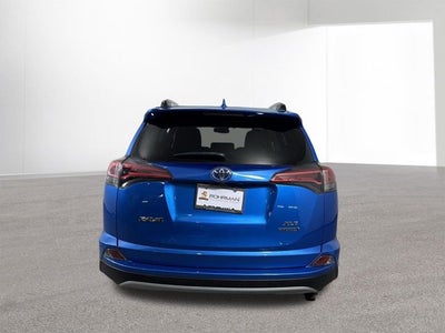 2017 Toyota RAV4 Hybrid XLE