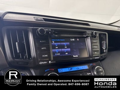 2017 Toyota RAV4 Hybrid XLE