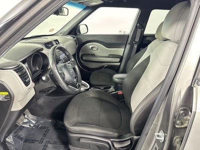 2017 Kia Soul Base