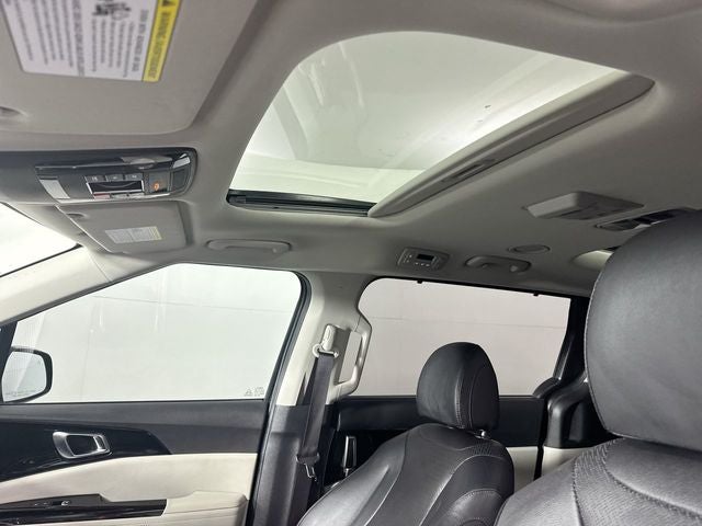 2024 Kia Carnival SX Prestige
