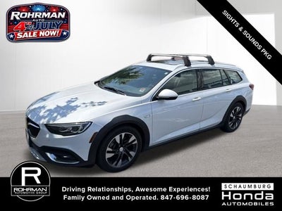 2019 Buick Regal TourX Essence