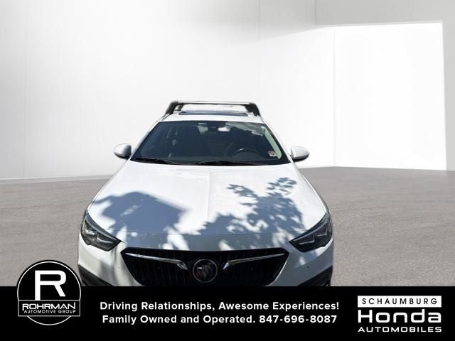 2019 Buick Regal TourX Essence