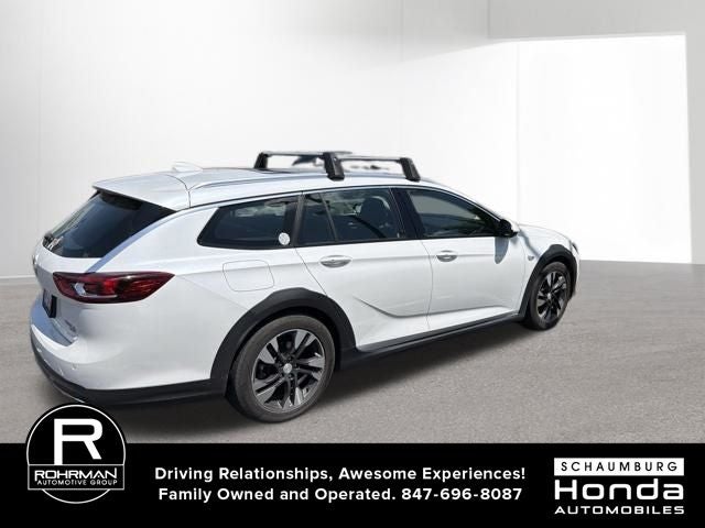 2019 Buick Regal TourX Essence