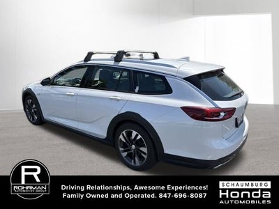 2019 Buick Regal TourX Essence